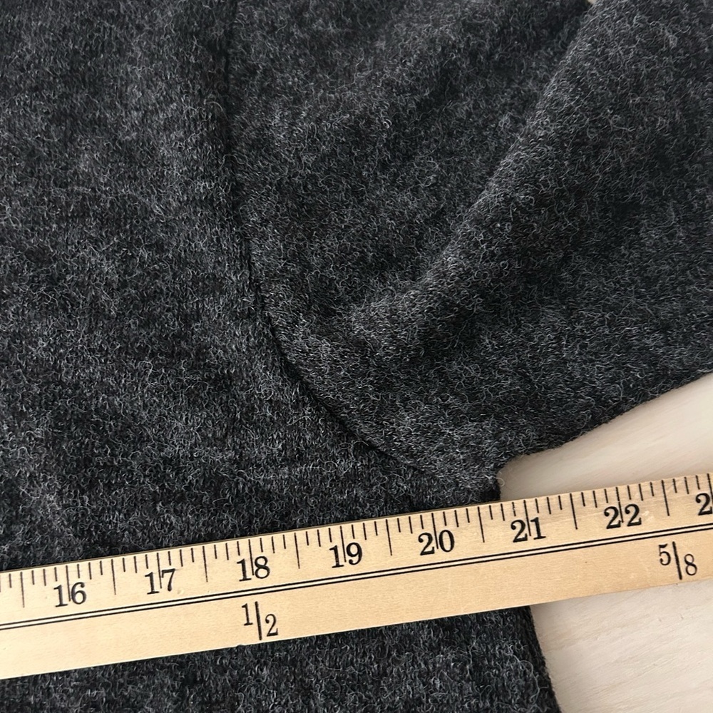 Yak N Yeti long sweater, dark gray and light gray. Turtleneck, women’s L. - Picture 5 of 7